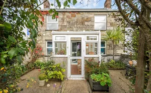 Meneage Road, Helston, Cornwall, TR13 photo