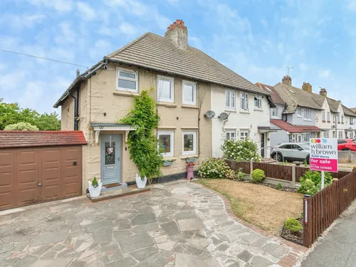 South End Road, Rainhamphoto