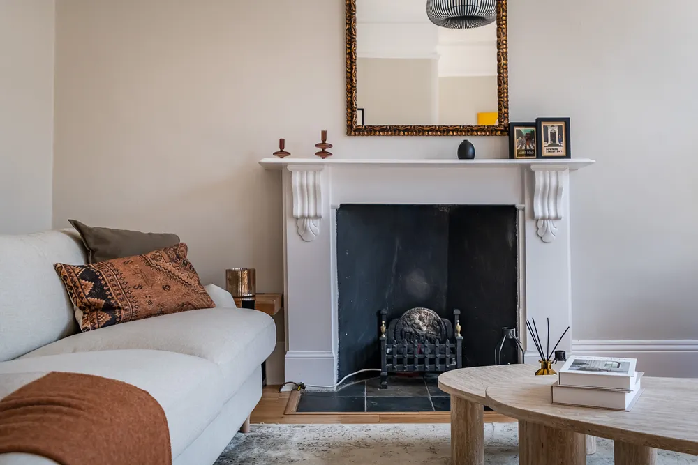 Glazbury Road, London, W14