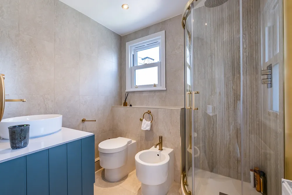 Glazbury Road, London, W14