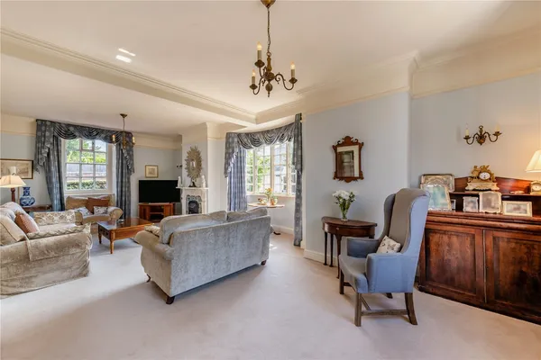 Parkgate Road, Neston, CH64 photo 6