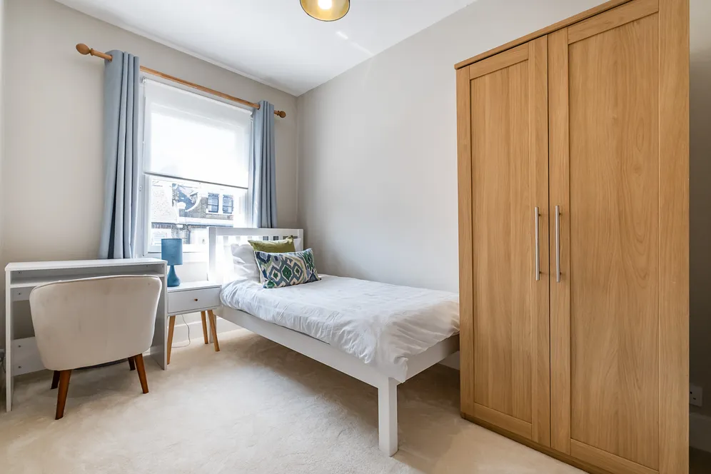 Glazbury Road, London, W14 photo 16
