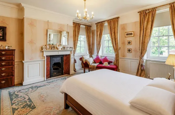Parkgate Road, Neston, CH64 photo 14