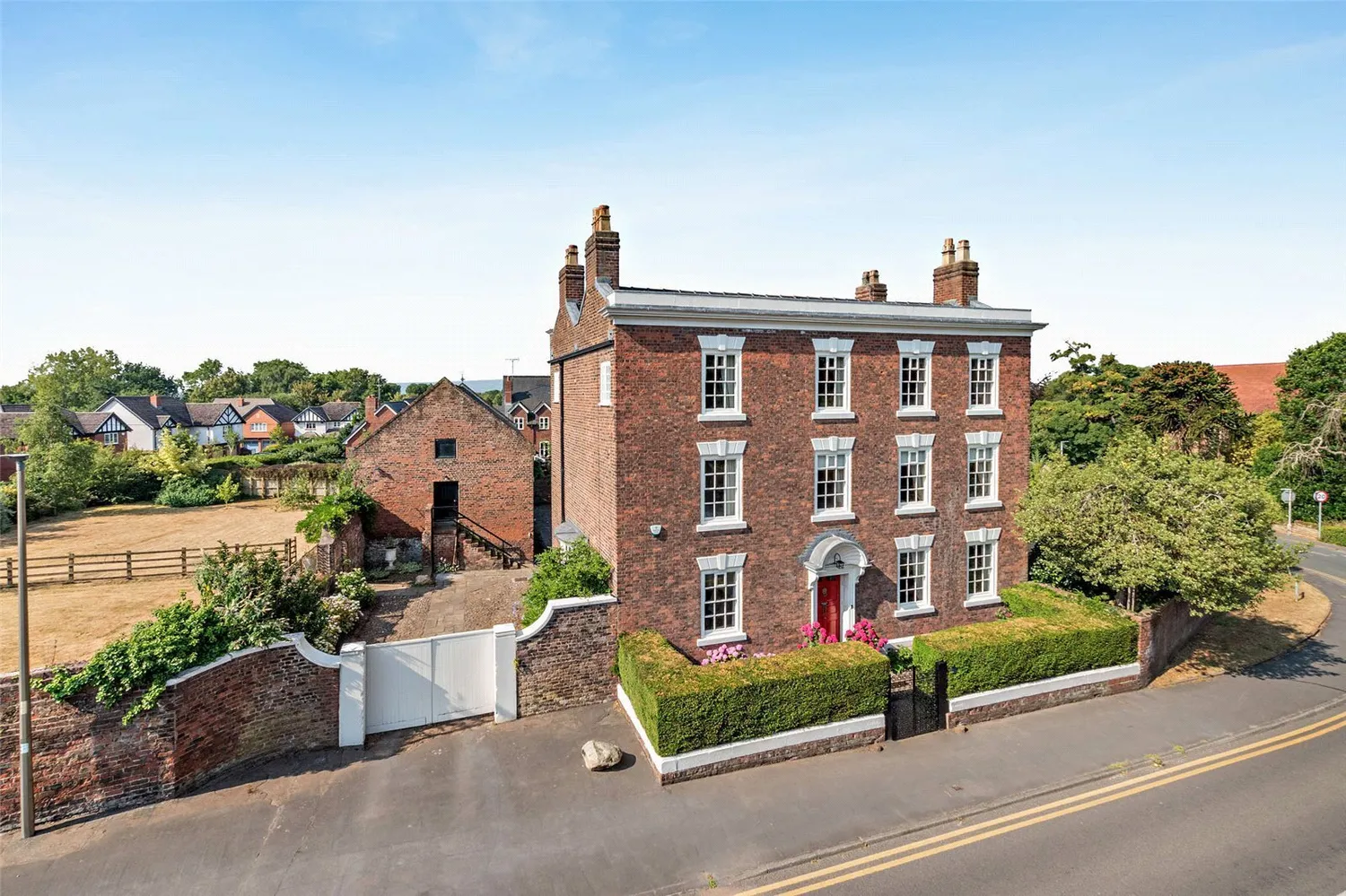 Parkgate Road, Neston, CH64 photo 24
