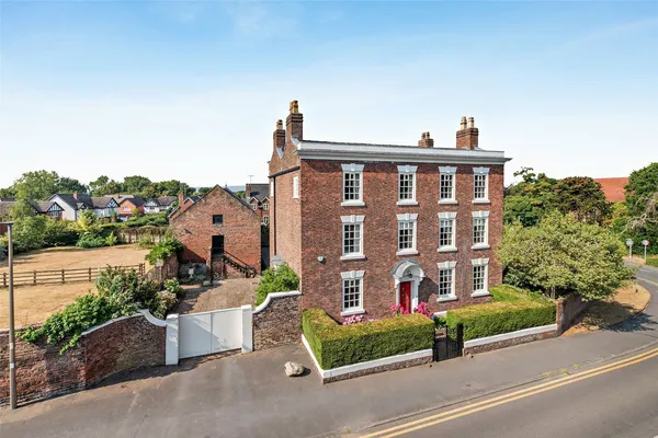 Parkgate Road, Neston, CH64 photo 24
