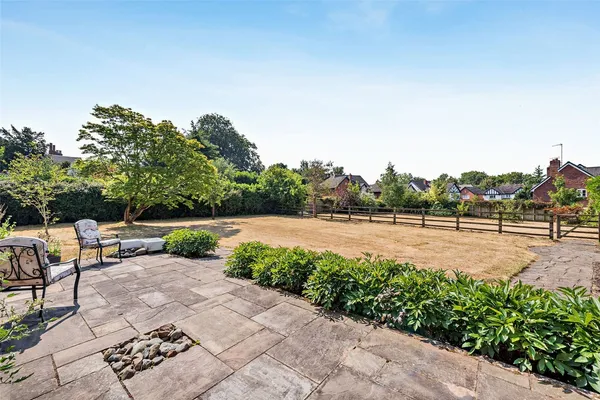 Parkgate Road, Neston, CH64 photo 32