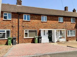 Meadowlands Avenue, Eastbourne photo