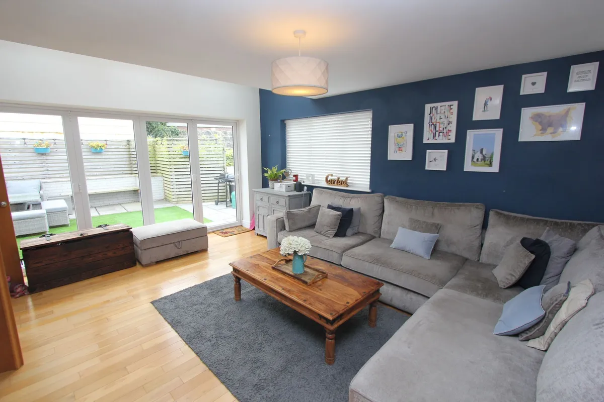 Wine Street, Llantwit Major, CF61