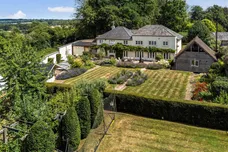 Avenue Road, Shalden, GU34 photo 1