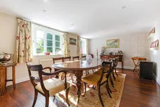 Avenue Road, Shalden, GU34 photo 4