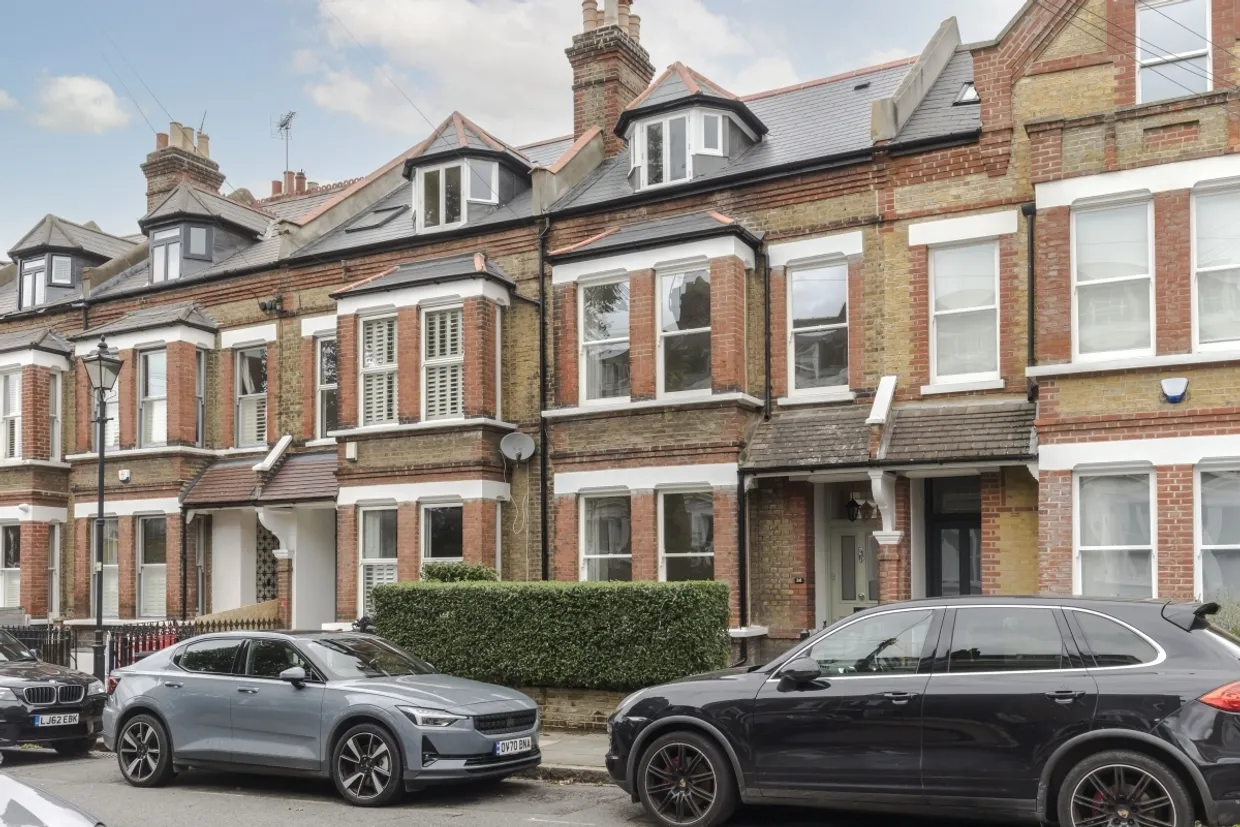 Fitzwilliam Road, SW4 photo 1