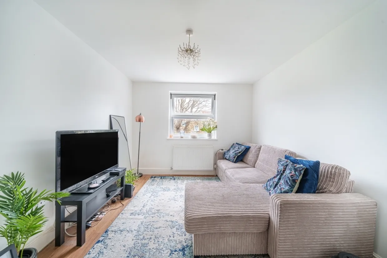 Hampden Road London N8 photo 1