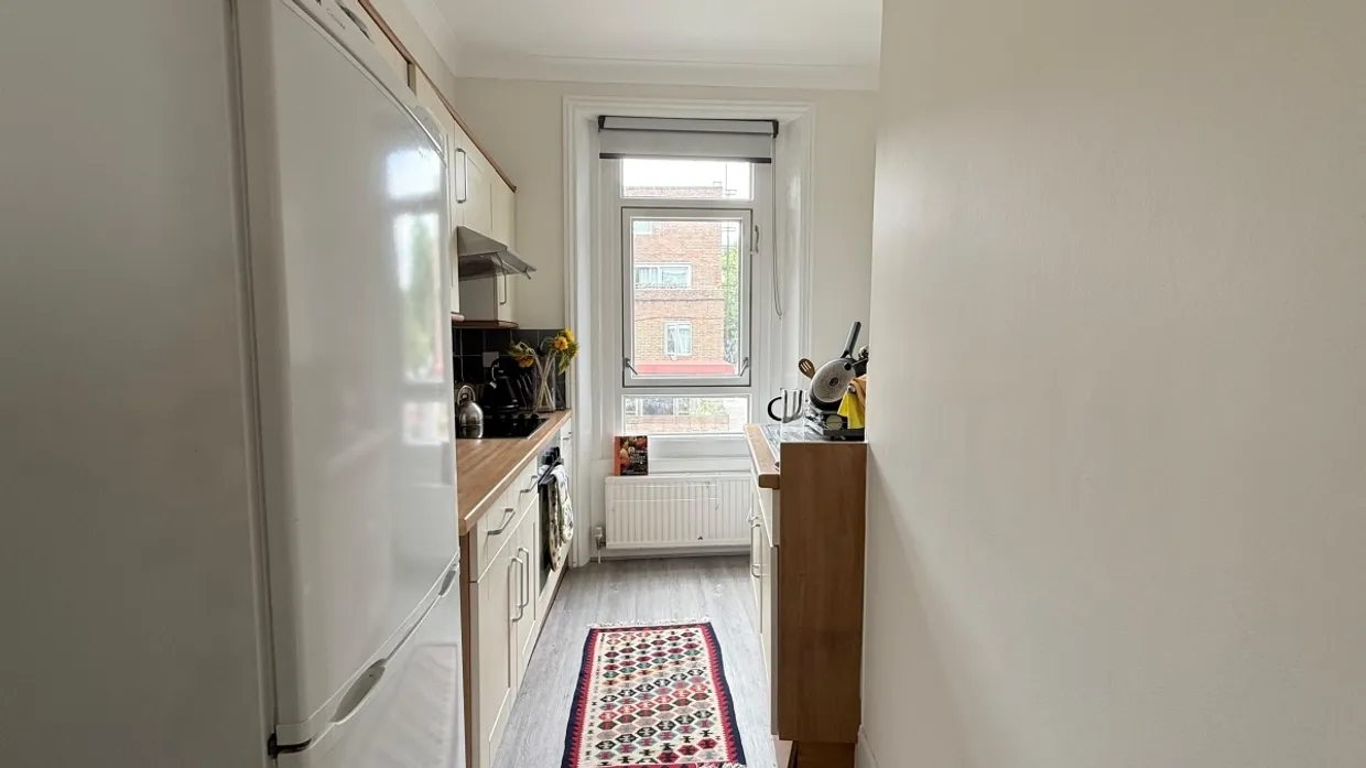 Fairbridge Road London N19 photo 5