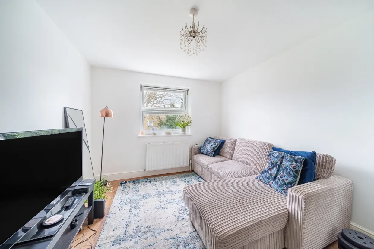 Hampden Road London N8 photo 5