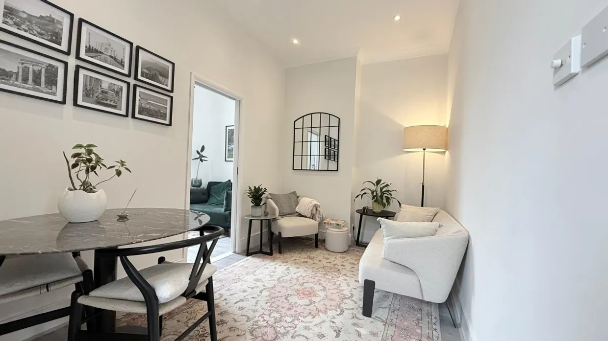 Fairbridge Road London N19 photo 6