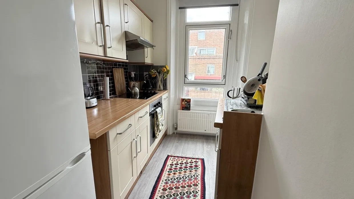 Fairbridge Road London N19 photo 8