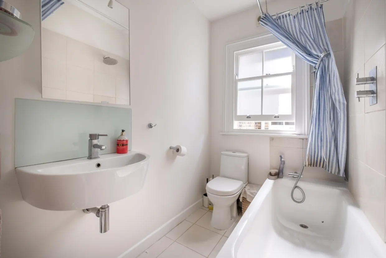 Swaby Road Earlsfield SW18 photo 9