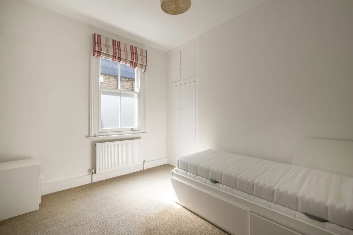 Swaby Road Earlsfield SW18 photo 11