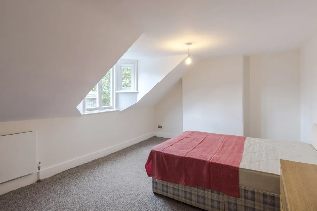Fitzwilliam Road, SW4 photo 15