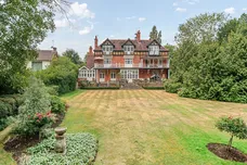 Court Road, Maidenhead, SL6 photo 1