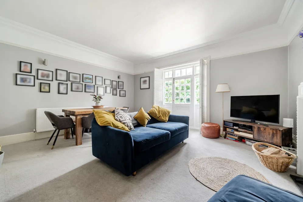 Court Road, Maidenhead, SL6 photo 4