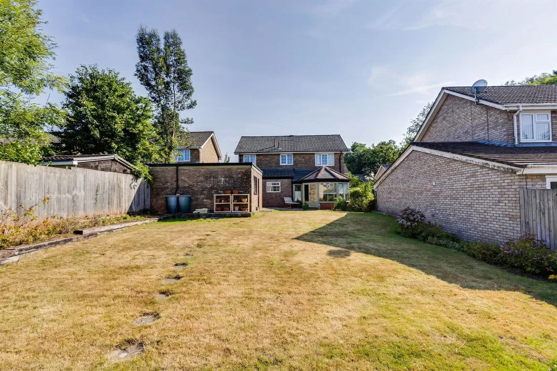 Property photo 33