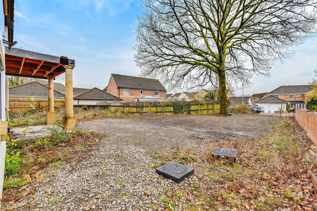Property photo 18