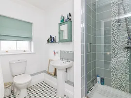 Upper Olland Street, Bungay thumb 3