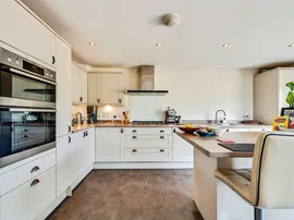 Buchan Place, Kingston Bagpuize, ABINGDON thumb 3
