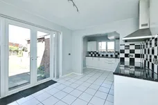 Wroot Road, Finningley, DONCASTER