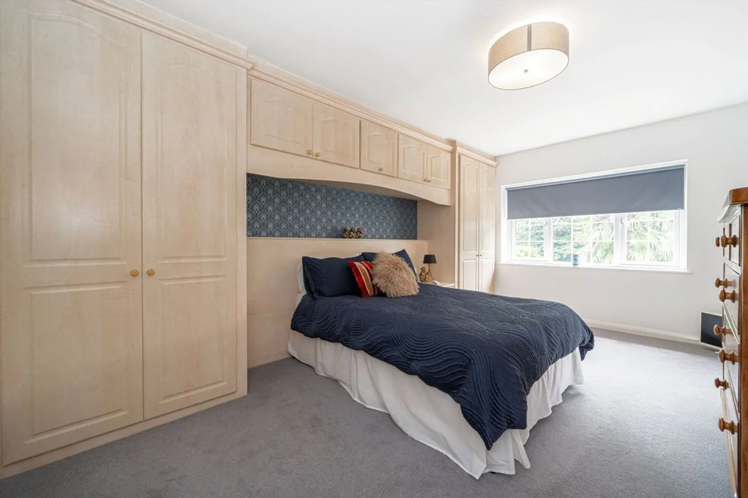 Queens Road, Weybridge, KT13 photo 8