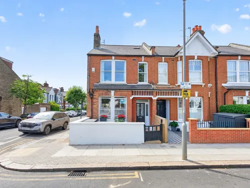 Brookwood Road, Londonphoto
