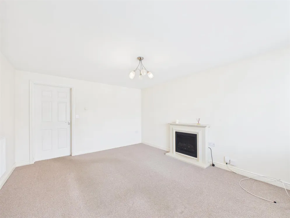 Property carousel item 2