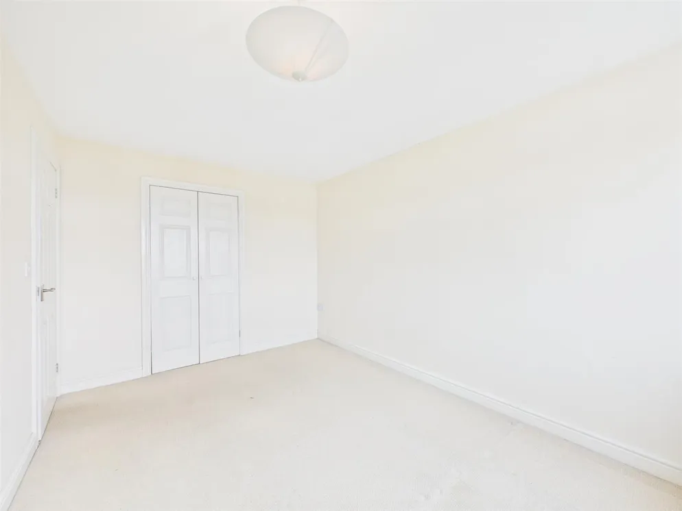 Property carousel item 11