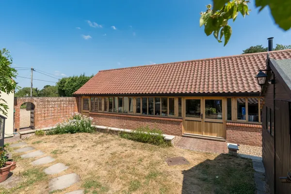 Chapel Road, Fingringhoe, CO5 photo 29