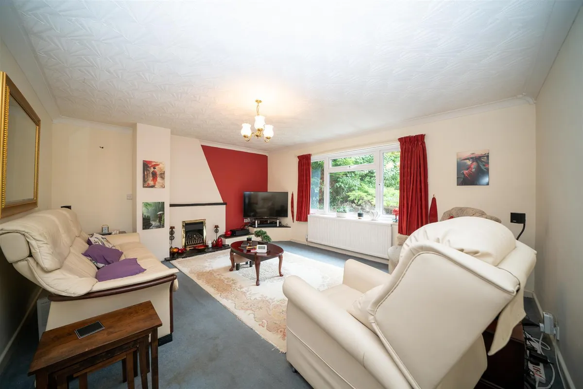 Harthall Lane, Kings Langley, Hertfordshire, WD4 8JH