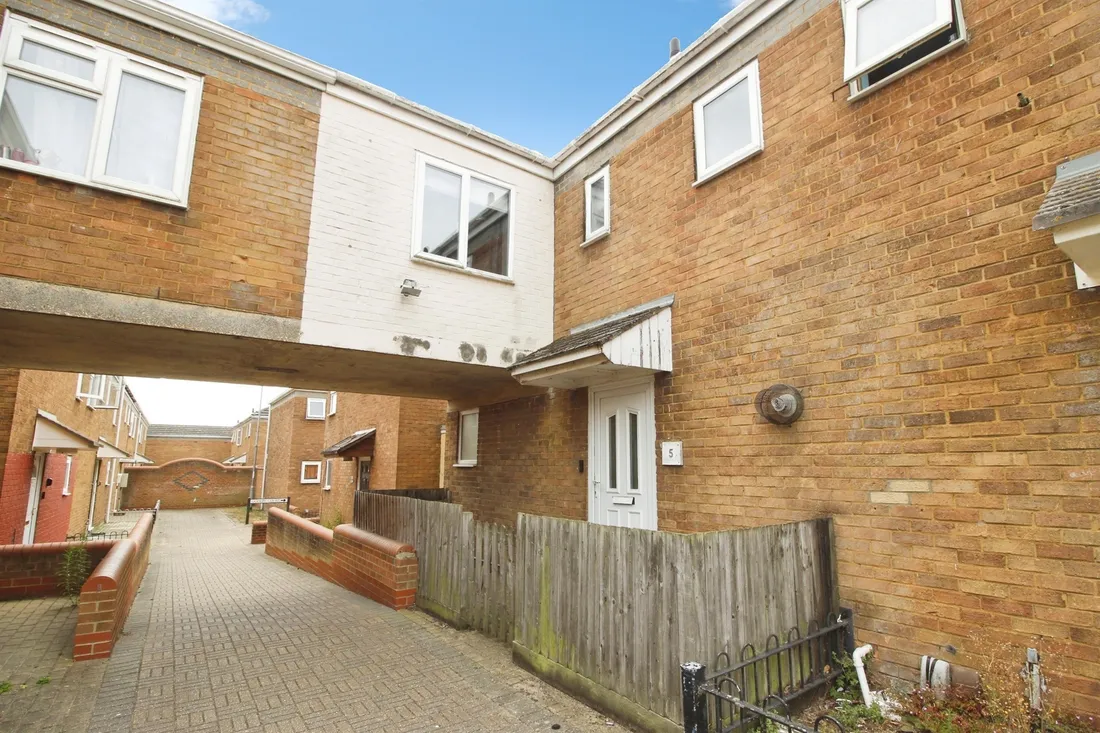 Property photo 1