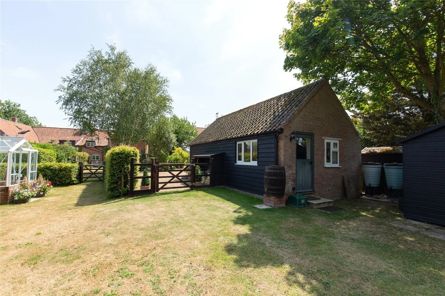 North Barningham Road, Bessingham, NR11 photo 22