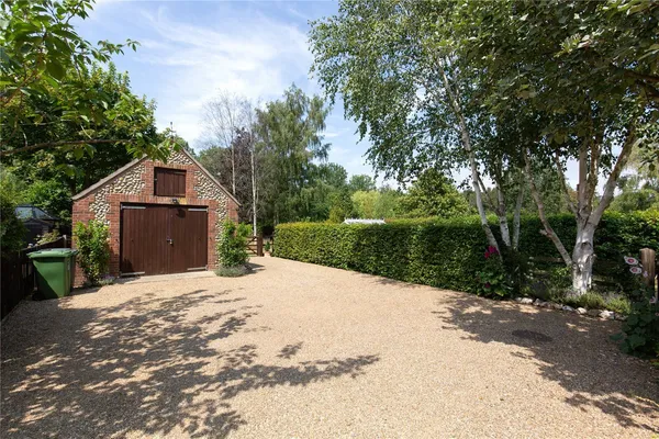 North Barningham Road, Bessingham, NR11 photo 25