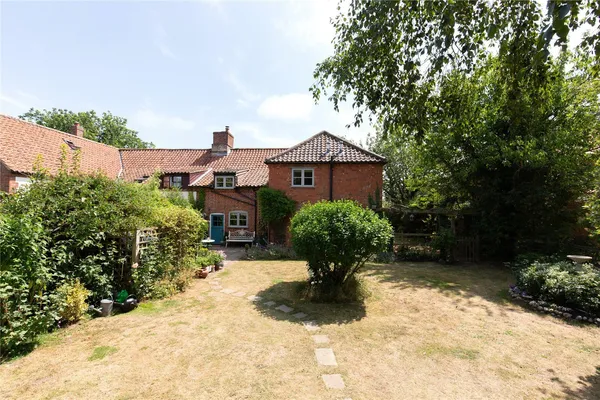 North Barningham Road, Bessingham, NR11 photo 31