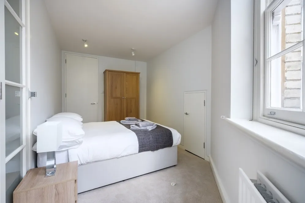 Carter Lane EC4V, EPC:C photo 2