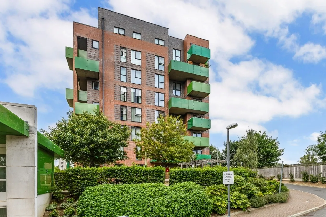 Matthews Close Wembley HA9 photo 1