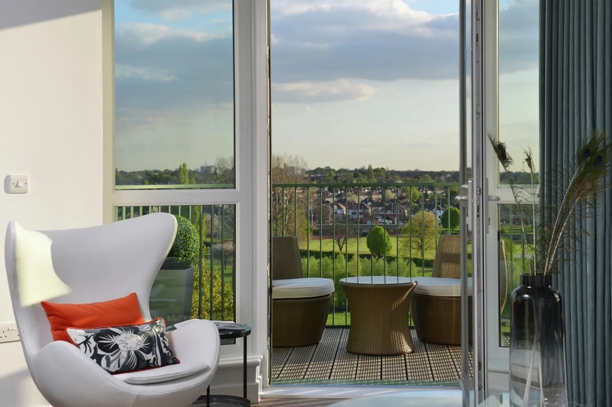 Ottley Drive London SE3 photo 3