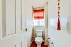Moorland Road, Witney