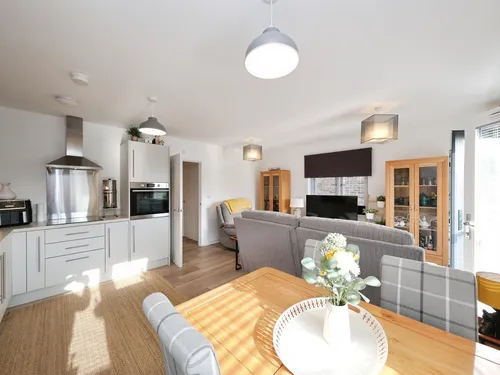 Laver Drive, Chesterfieldphoto