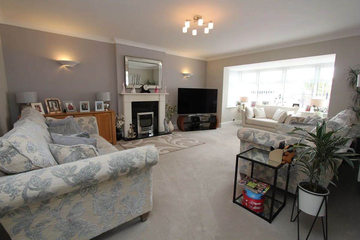 Lower Farm Court, Rhoose CF62