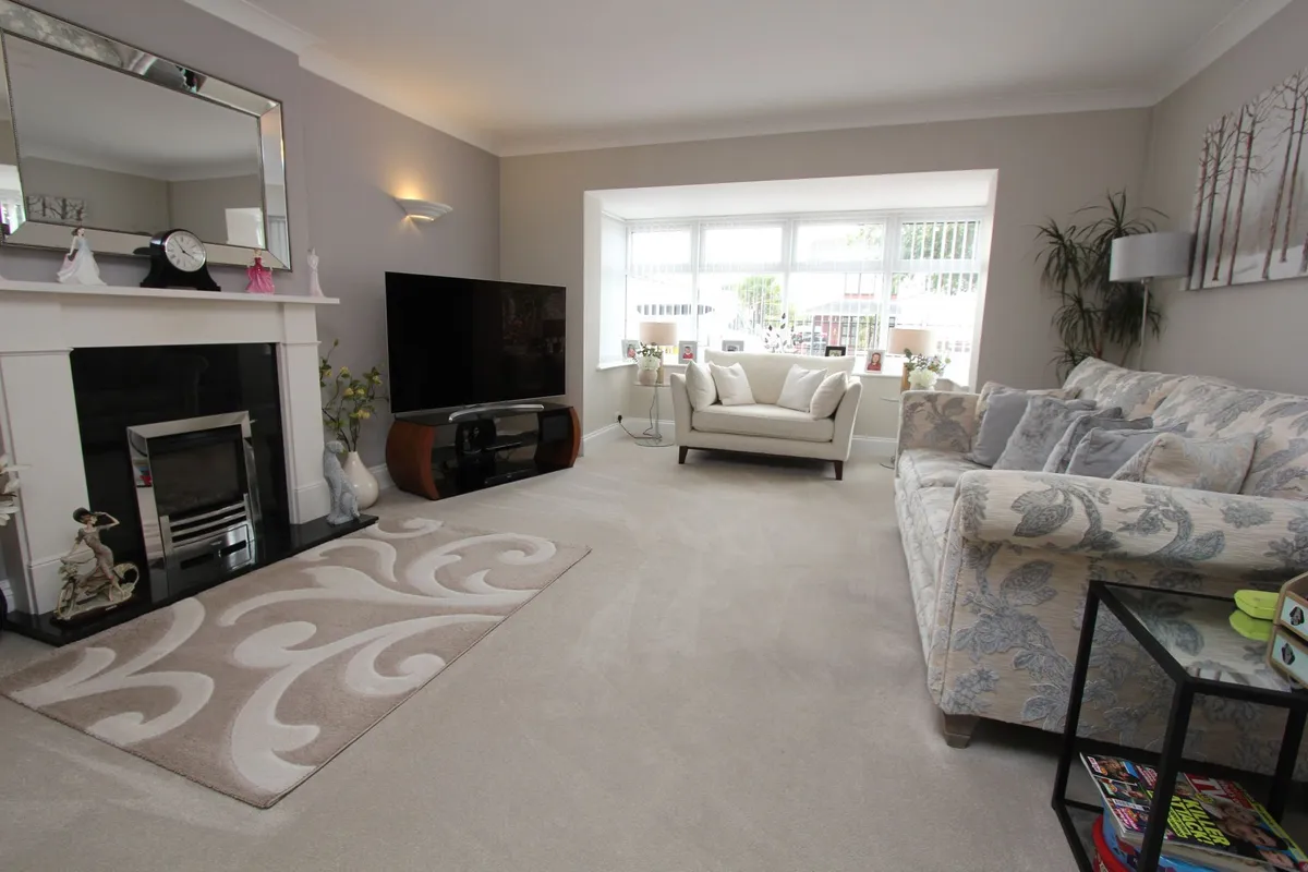 Lower Farm Court, Rhoose CF62