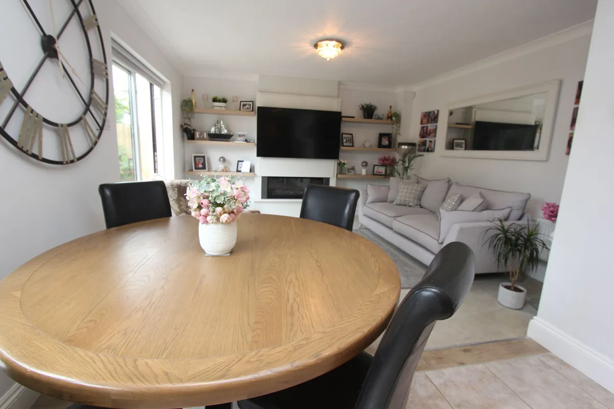 Lower Farm Court, Rhoose CF62