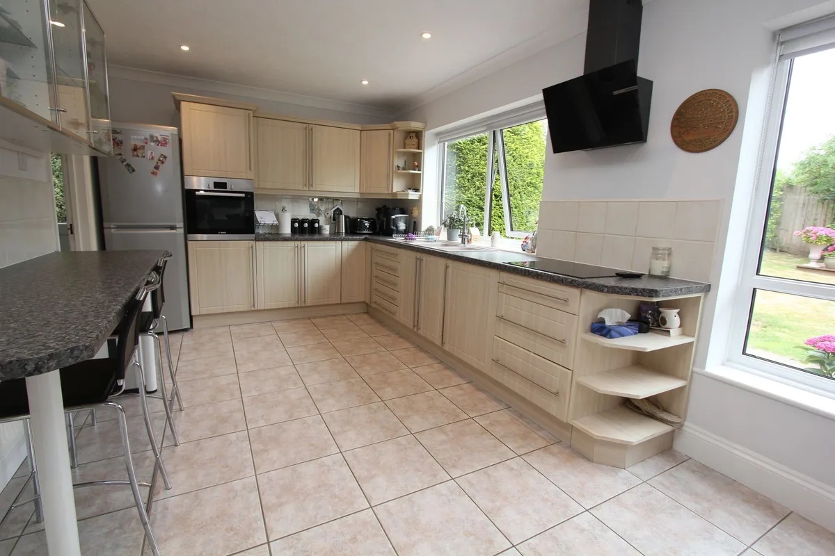 Lower Farm Court, Rhoose CF62