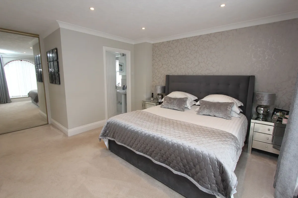 Lower Farm Court, Rhoose CF62